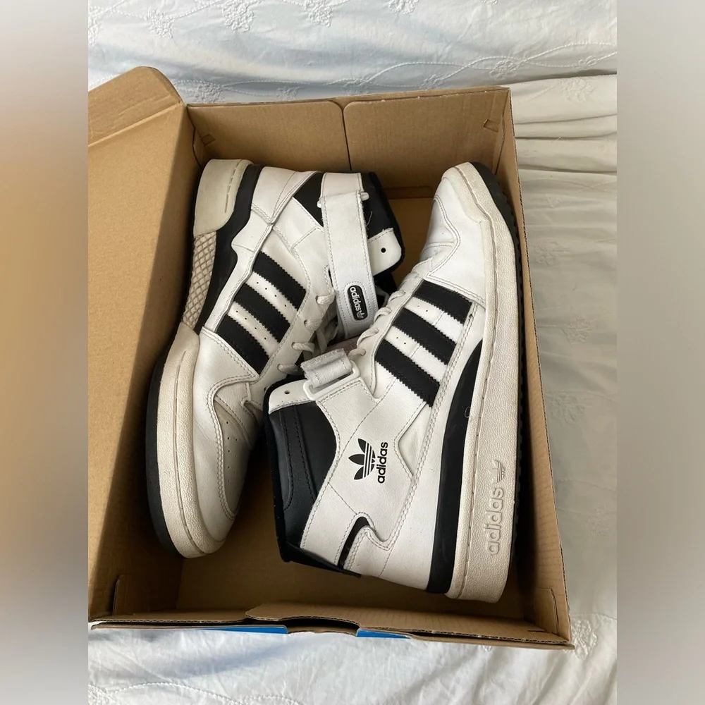 Mens Adidas Forum Mid sneakers - Picture 5 of 10